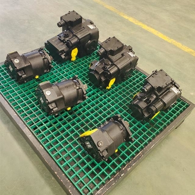 Disposição simples de carregamento manual da transmissão hidrostática molhada do pulverizador